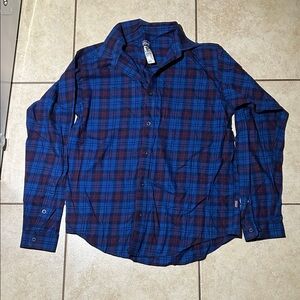 M Patagonia Blue and Black Checkered Long Sleeve Shirt